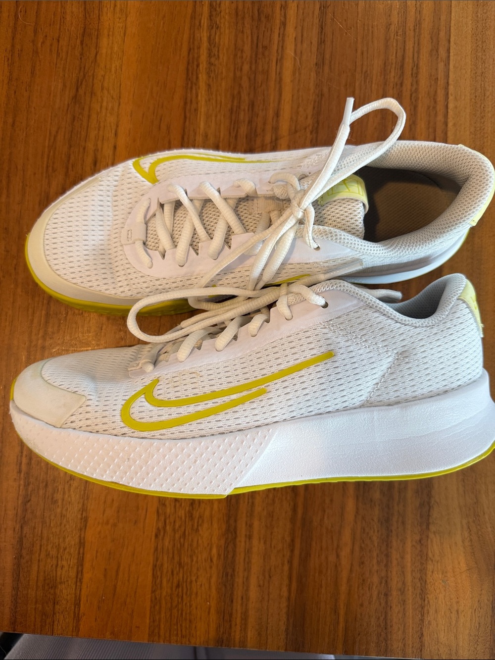 Nike Vapor Lite 2 Size women’s 8.5
